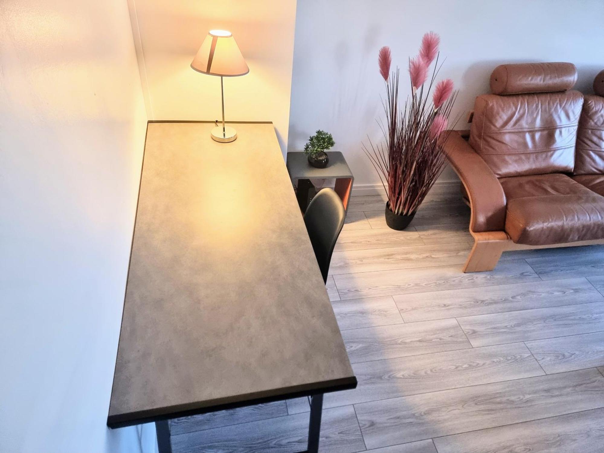 5 appartements indépendants situés à mi-chemin entre le Vieux Port et le Pont de l île de Ré La Rochelle  Exterior foto